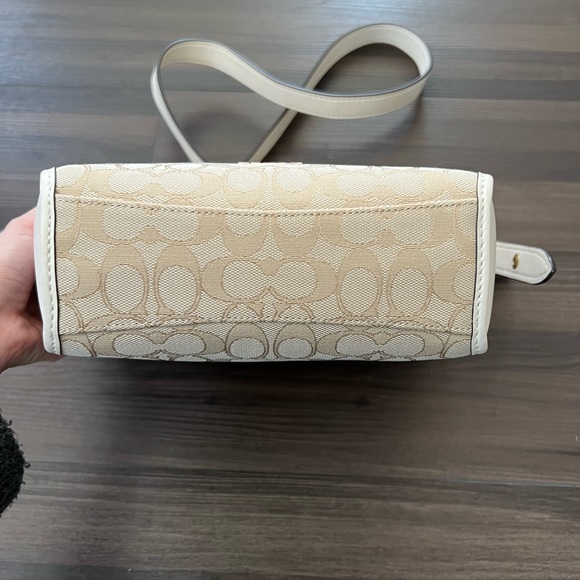 NWT Coach Dufflette - Picture 5 of 9